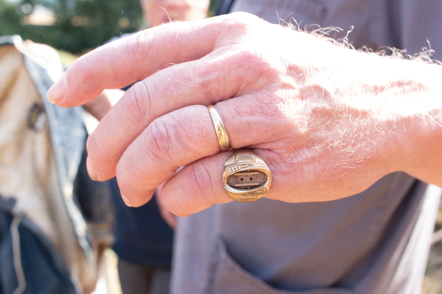 Dwayne Meeks’ class ring of 1974 was found at his childhood home.